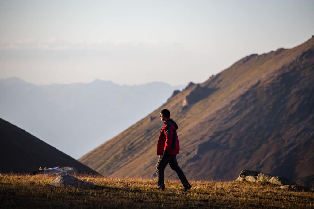 Afternoon hike above the Boz-Uchuk Valley