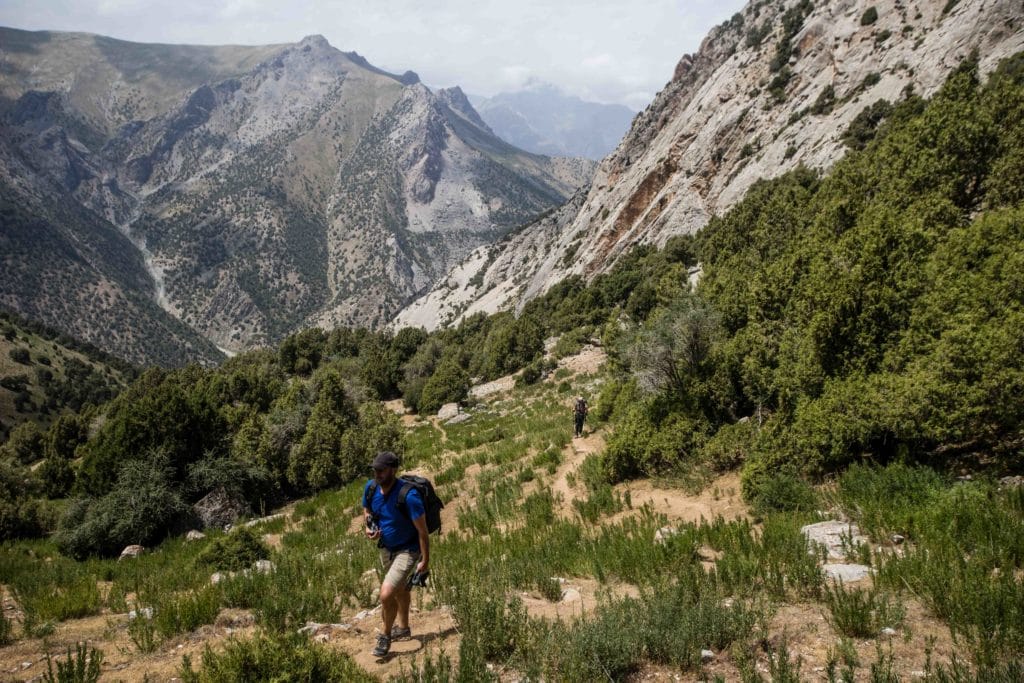 Hiking from Chukurak Lakes to Chukurak Pass