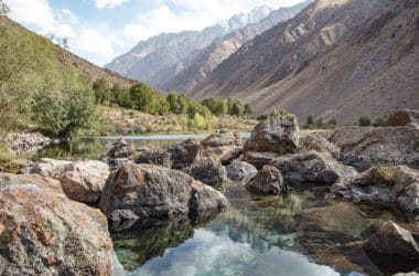 Jizeu River Rocks