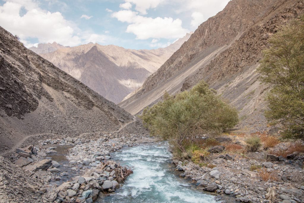 Jizeudarya River