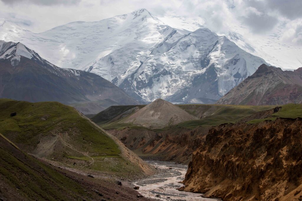 On the trail to Tulpar-Köl Panorama