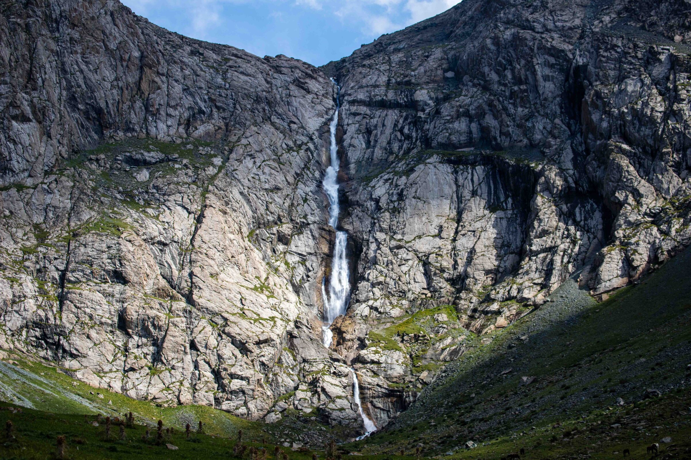 Shaar Waterfall At Bashi